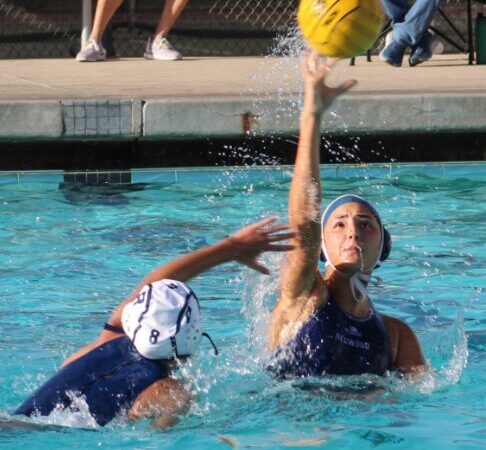 Girls Redwood Waterpolo - Moving Subject _ Ceballos